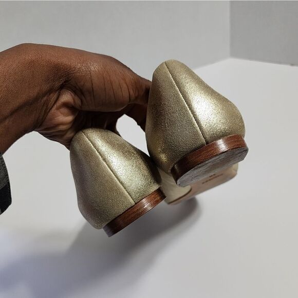 Badgley Mischka - Picture 13 of 15